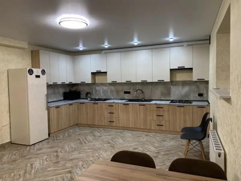 БАРХАТ АРХЫЗ