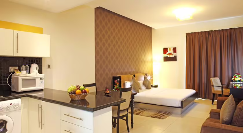 ROYAL ASCOT HOTEL APARTMENT