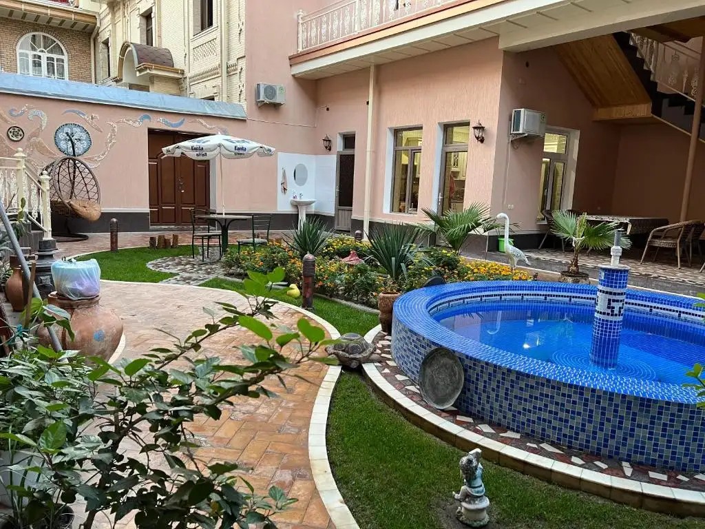 BILLURI SITORA HOTEL