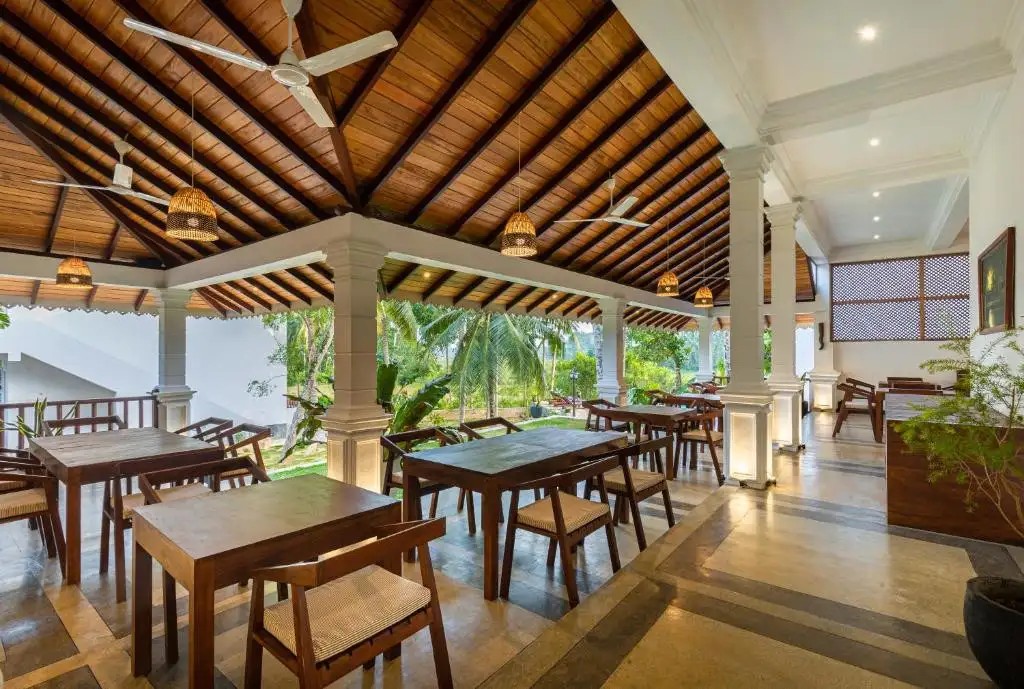 SERENITY BOUTIQUE UNAWATUNA