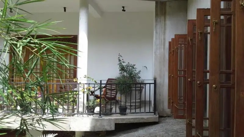 SRIMALIS RESIDENCE