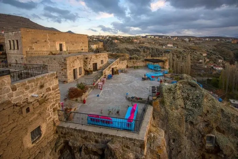 CAPPADOCIA ANTIQUE GELVERI CAVE