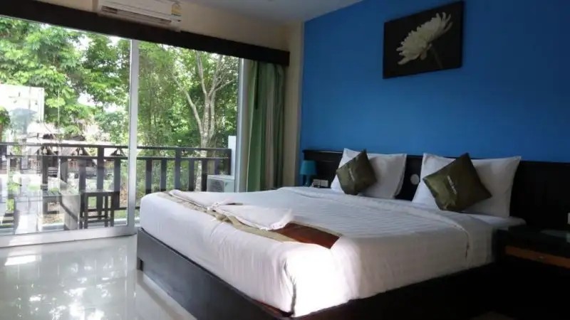 MM HILL HOTEL