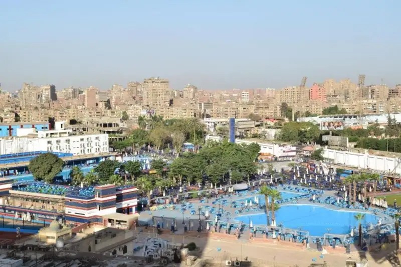 HOLIDAYS EXPRESS HOTEL