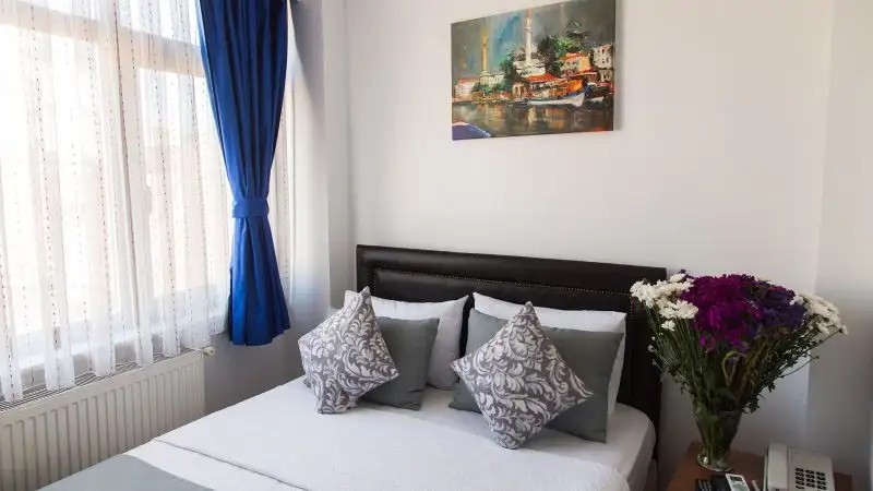 THE HOUSE OF TULPAN HOTEL