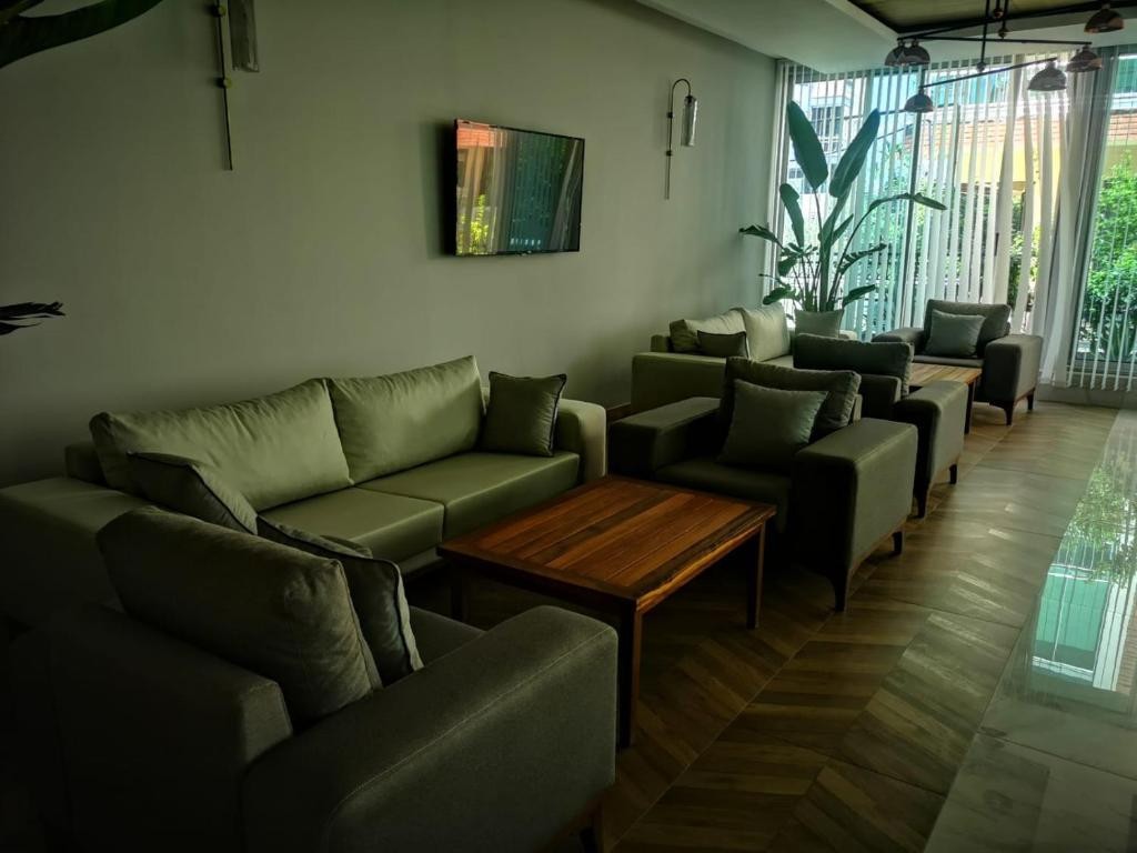 PEARLY HOTEL & SPA