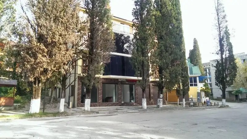 ЛЕРНЕСТ