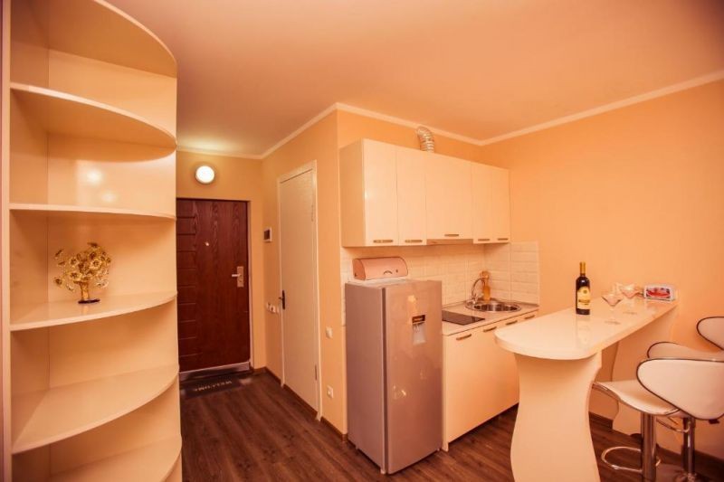 HOLIDAY LUX APARTHOTEL