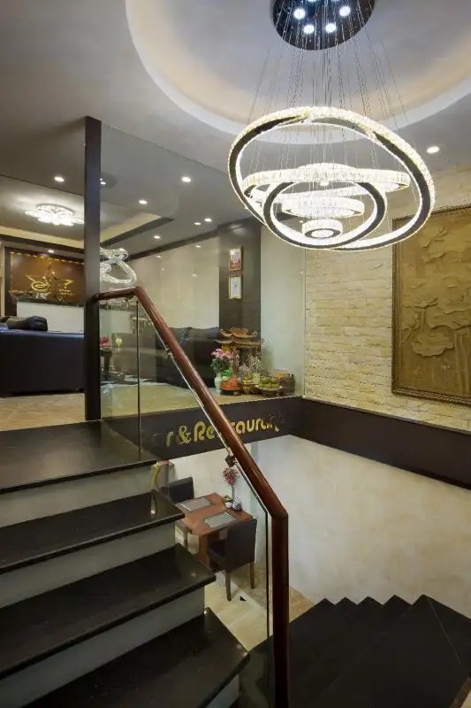 SPLENDID STAR GRAND