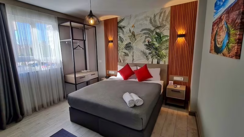 LETSTAY PANORAMA SUITES