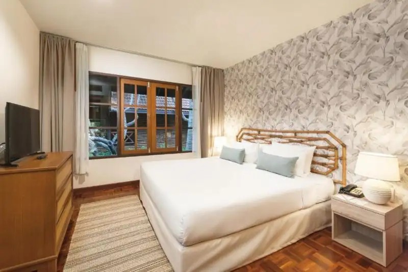 REGENT CHALET REGENT BEACH CHA-AM