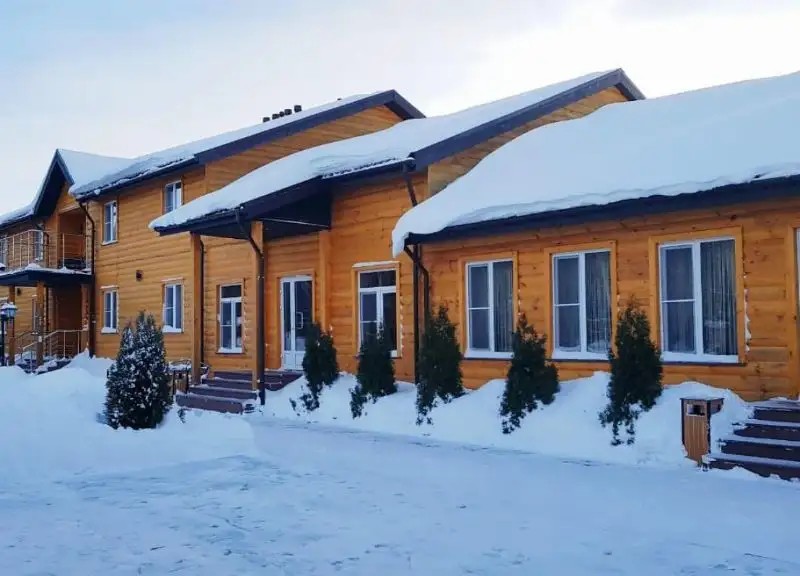 НА ЧЕСНАВЕ