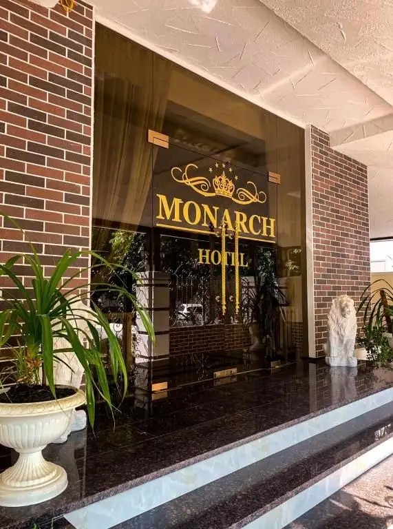 MONARCH (МОНАРХ)