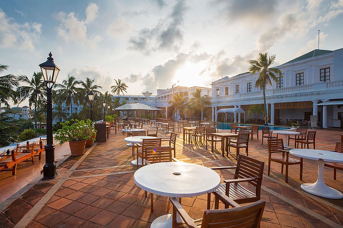 MOUNT LAVINIA