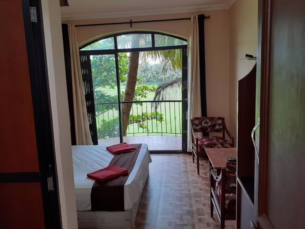 COUNTRY VIEW COTTAGE GUESTHOUSE