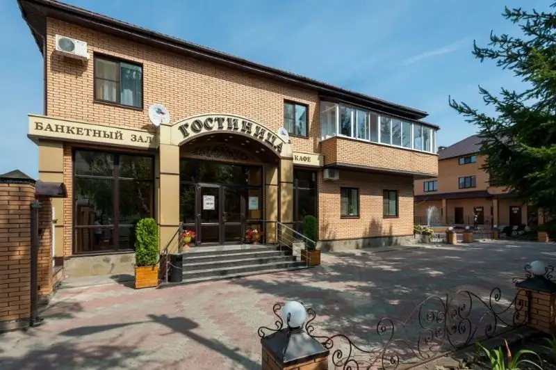 ГОСТИНИЧНЫЙ КОМПЛЕКС ЩЕКИНО