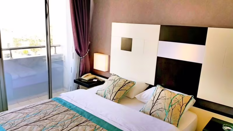 BLUE GARDEN HOTEL