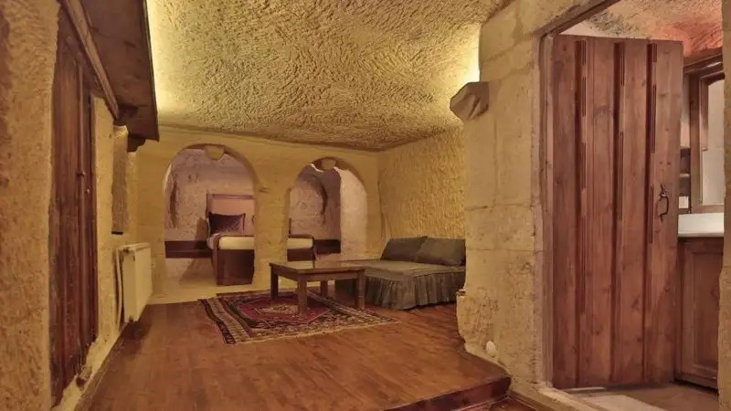 URGUP EVI CAVE