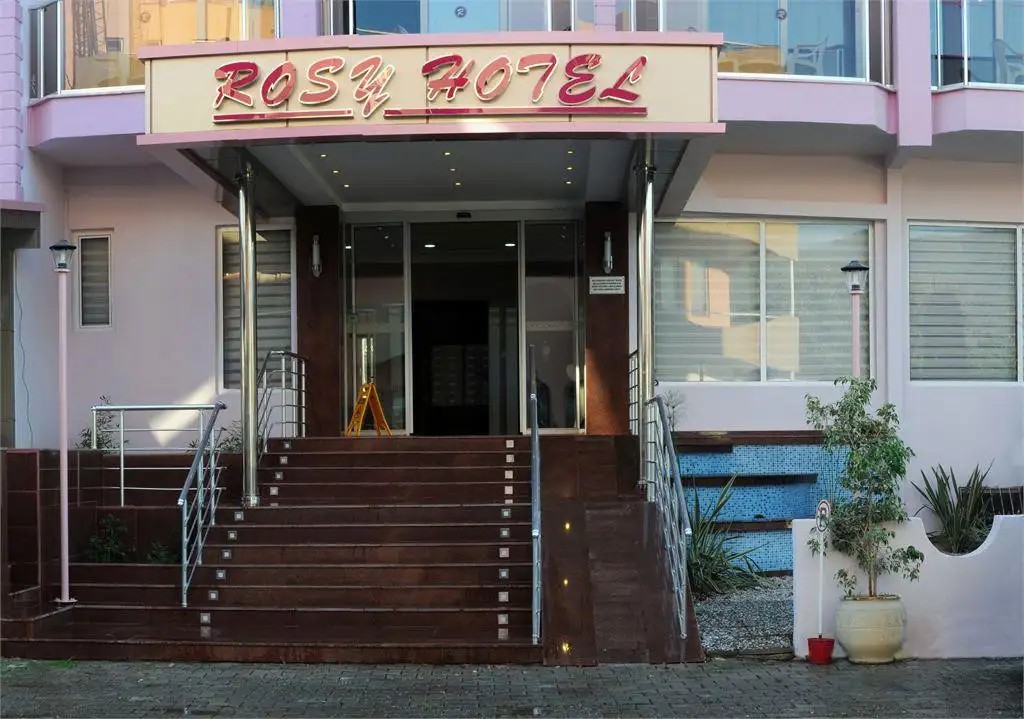 ROSY APART & HOTEL