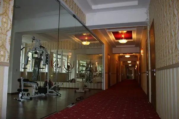 ЯЛТА-КРУГЛЫЙ ГОД