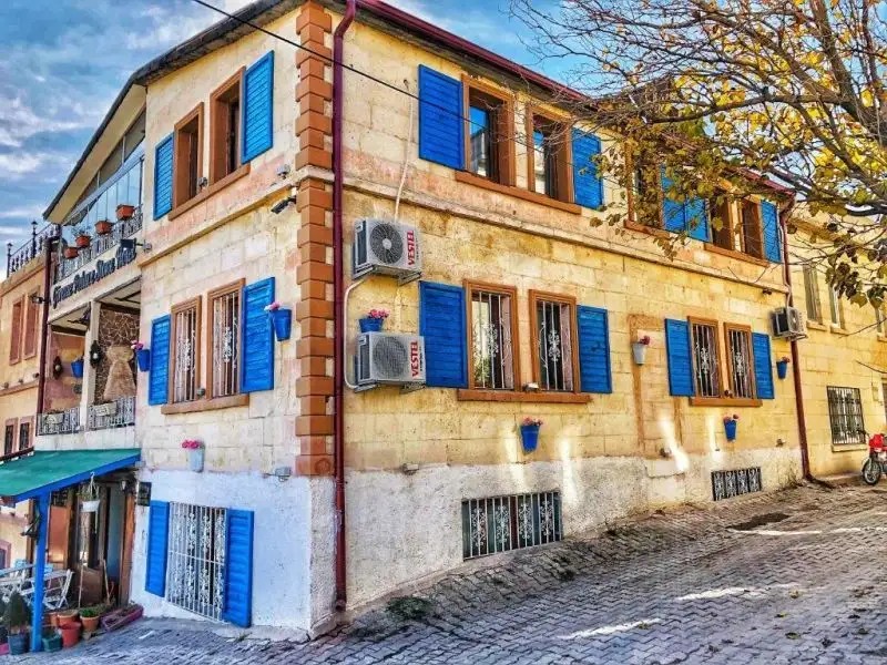 MIRZADE KONAK