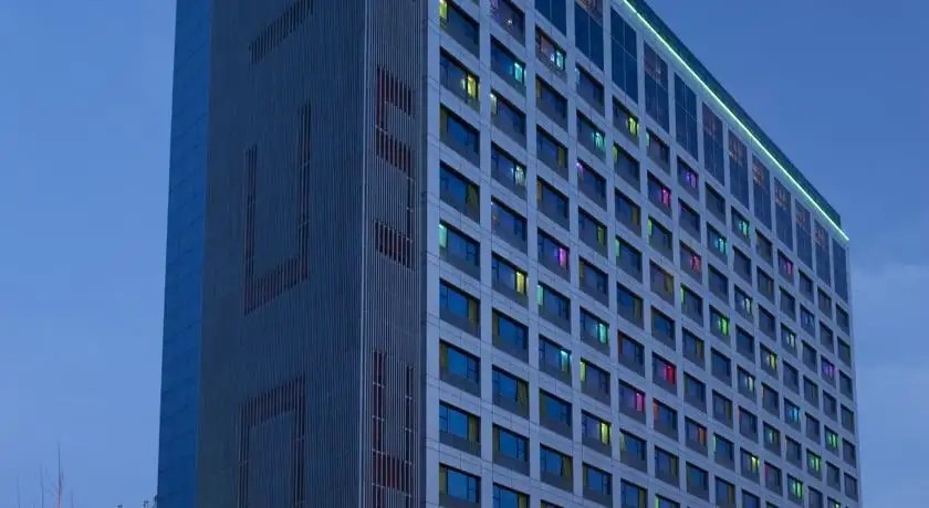 HOLIDAY INN PUDONG NANPU