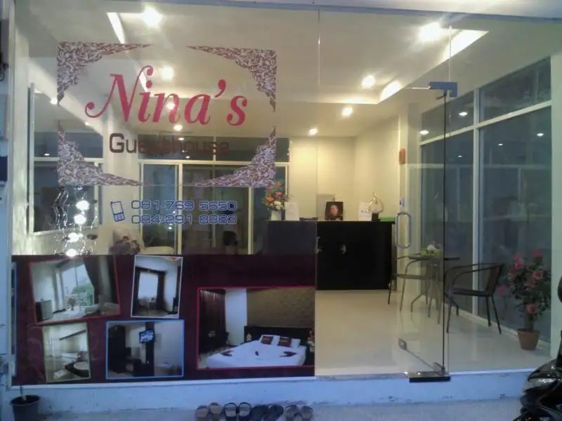 NINAS HOTEL