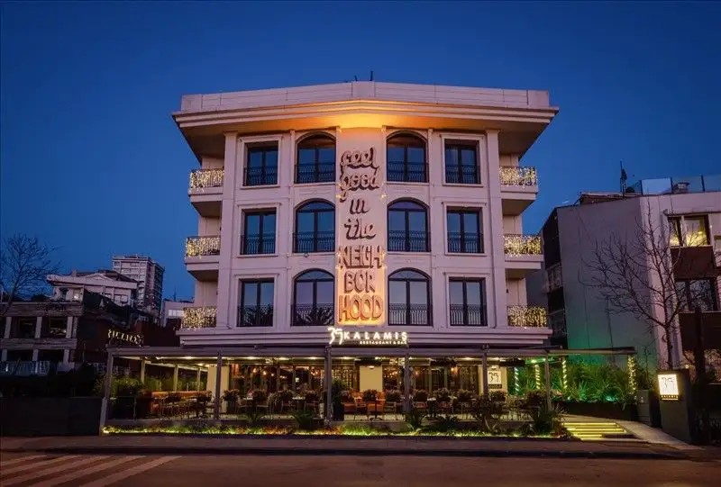39 KALAMIS MARINA HOTEL