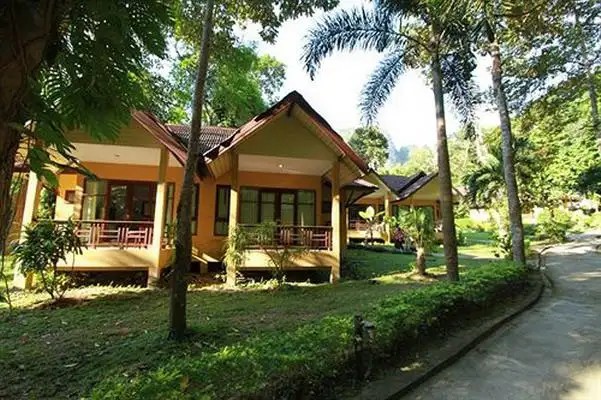 TONSAI BAY RESORT