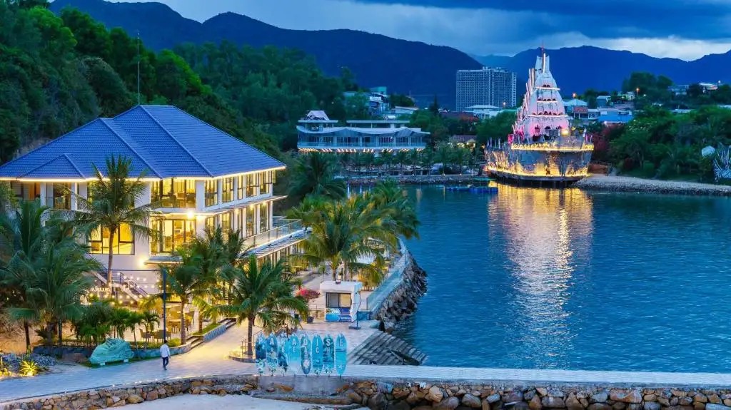 PARADISE RESORT NHA TRANG