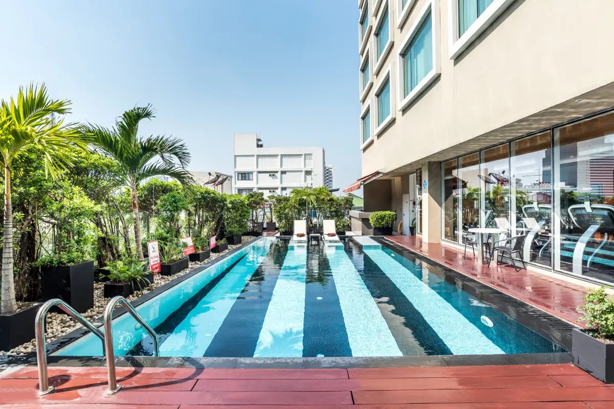 HILTON GARDEN INN BANGKOK SILOM (EX. NOVOTEL BANGKOK FENIX SILOM)