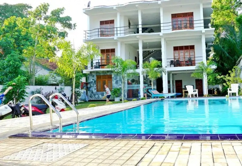 WIMAL WOOD STOCK SURF HOUSE (EX. OCEAN BAY SURF RESORT)