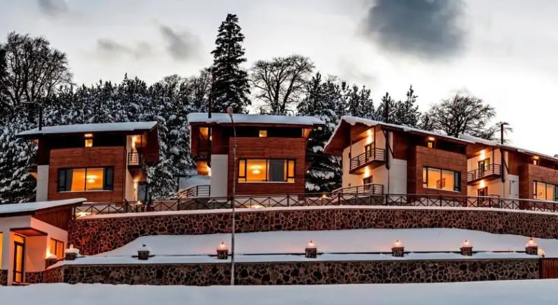 CRYSTAL HILL RESORT