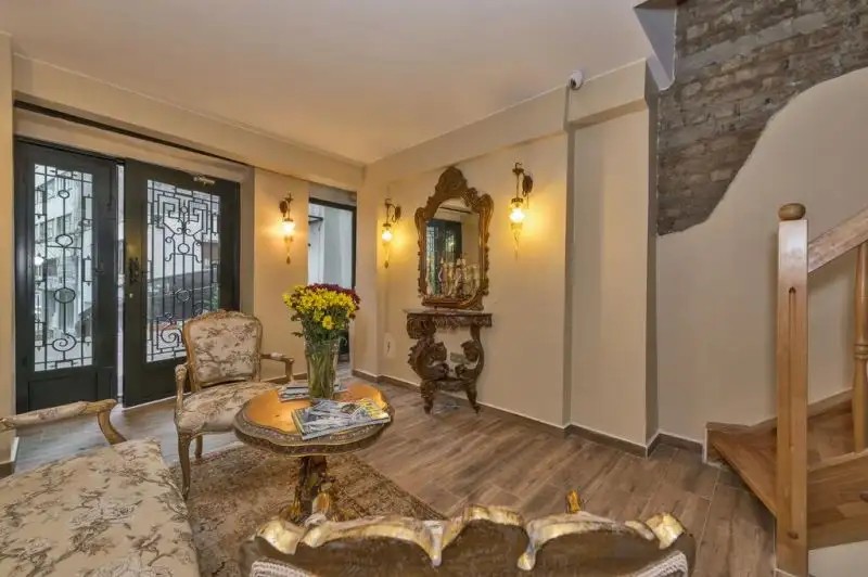 CORNER GARDEN HOTEL BOUTIQUE