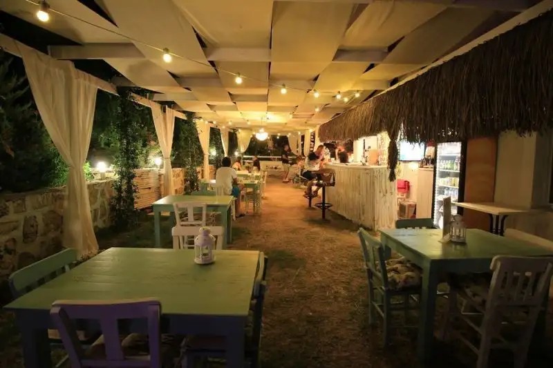 FULLMOON ROOMS