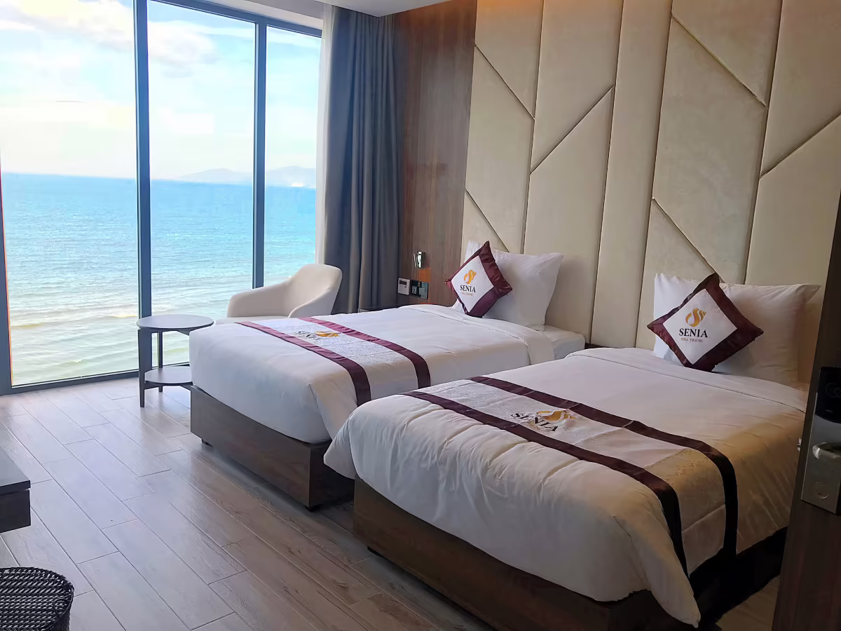 SENIA HOTEL