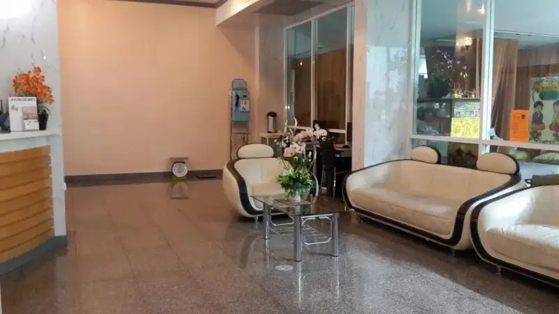 J TWO S PRATUNAM HOTEL