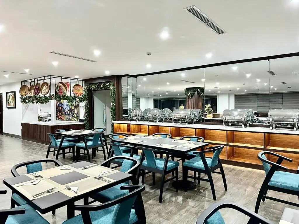 VIAN HOTEL