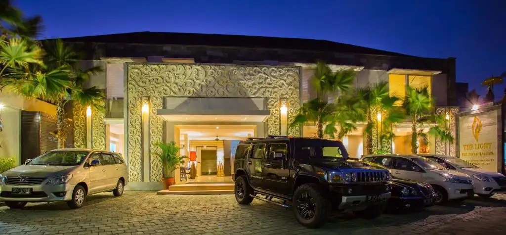 THE LIGHT EXCLUSIVE VILLAS AND SPA