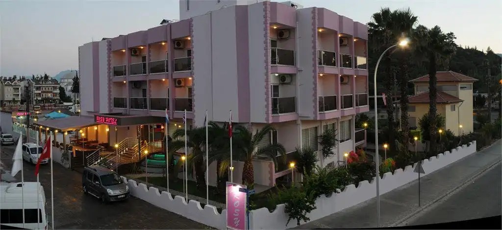 ROSY APART & HOTEL