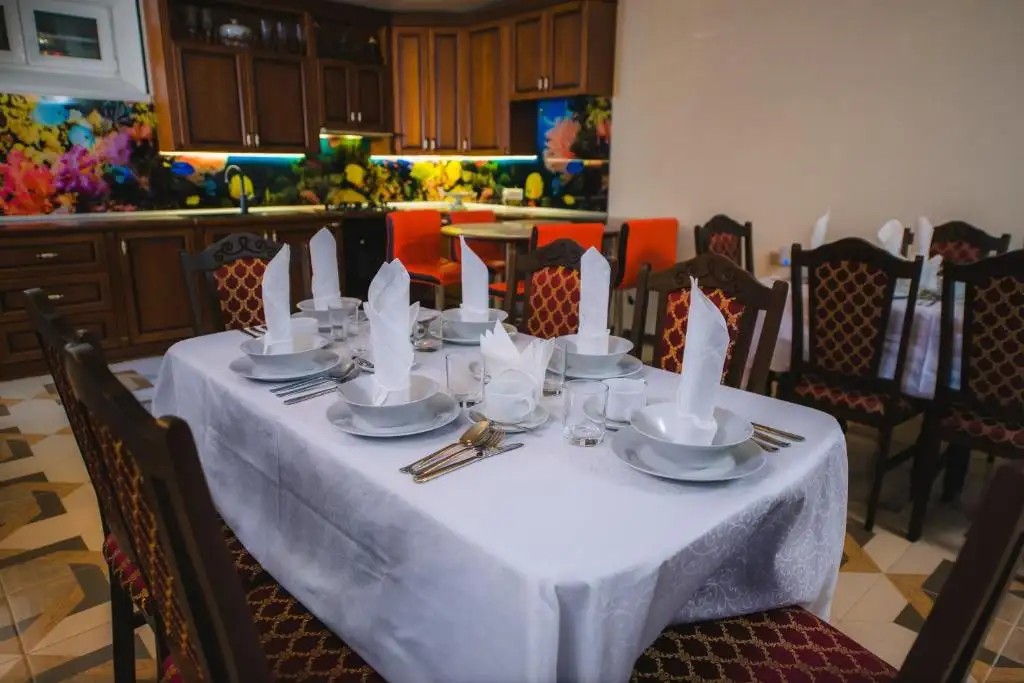 WELL HOUSE HOTEL (ВЕЛЛ ХАУС)