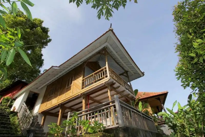 MELANTING COTTAGES