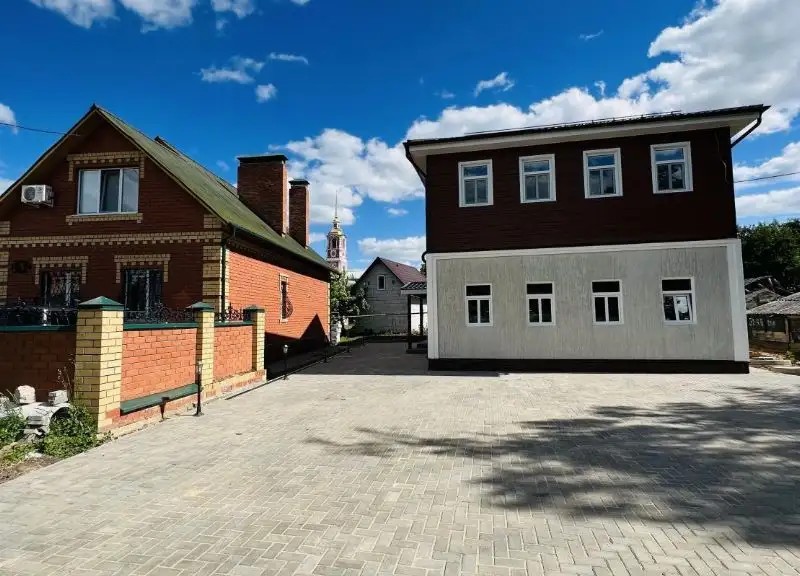 ПРОЛЕТАРСКИЙ ДВОРИК