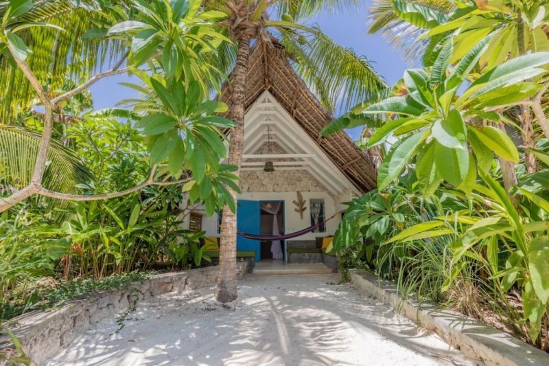 front pool bungalow
