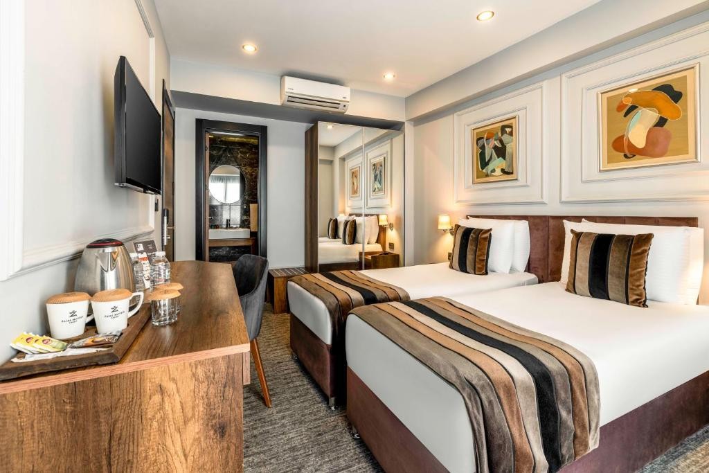 ZALEL HOTEL LALELI