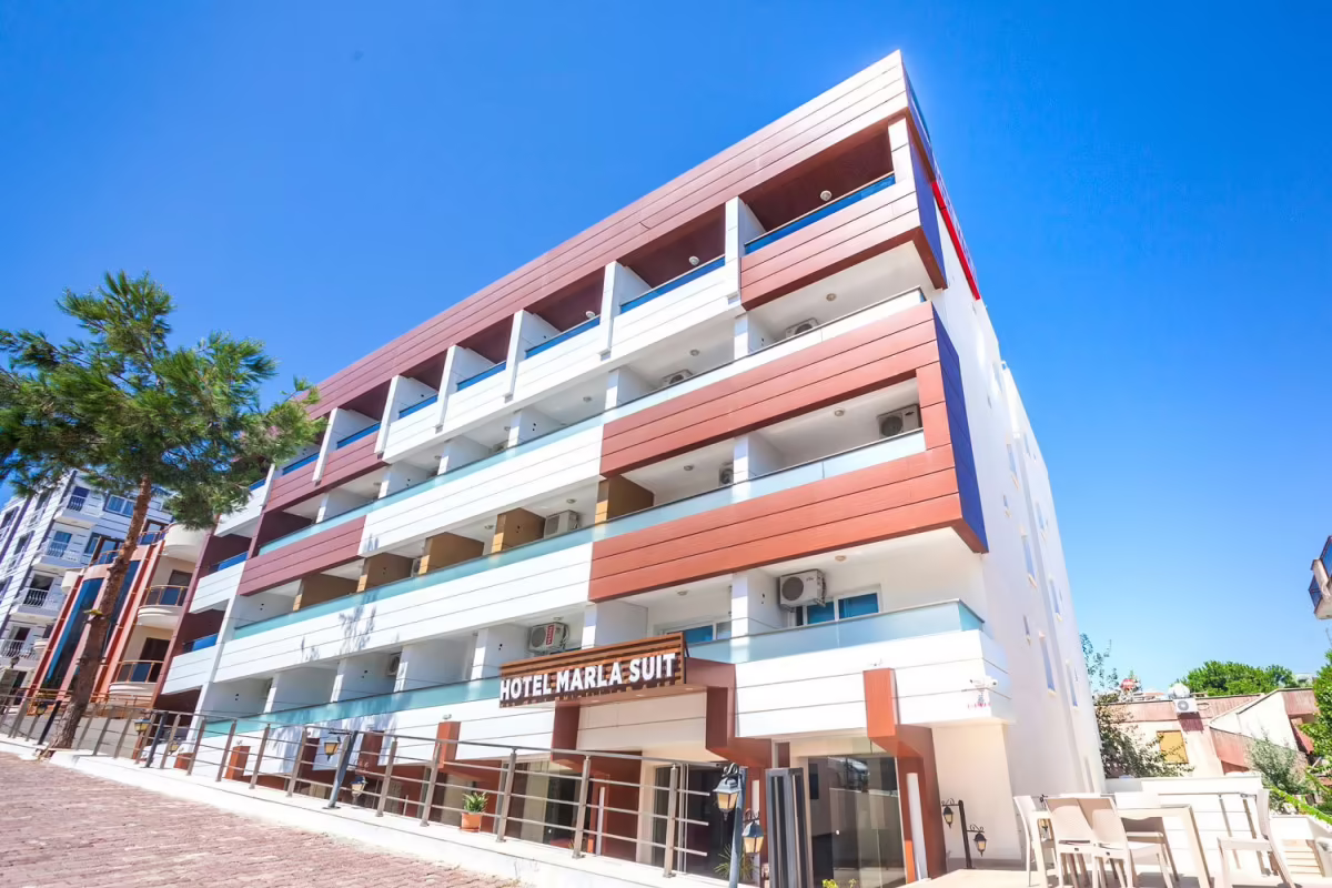 MARLA SUIT HOTEL