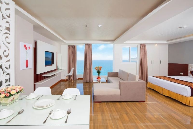 1 bedroom apartment sea view