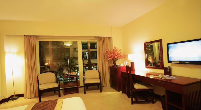 QUOC HOA PREMIER HOTEL (EX. QUOC HOA)