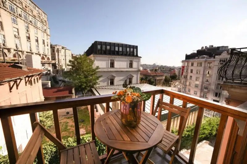 MEDAR HOTEL
