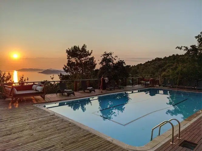 FARALIA HOTEL